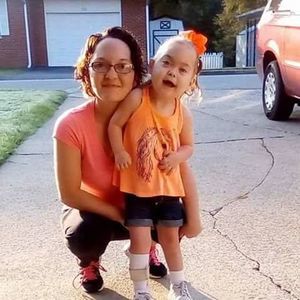 Meet your Posher, Felicia